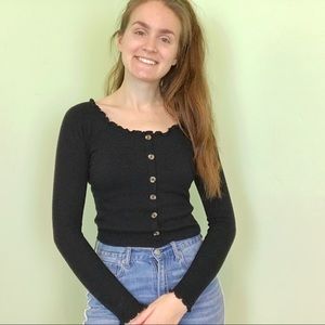 American Eagle Cropped Lettuce Trim Sweater